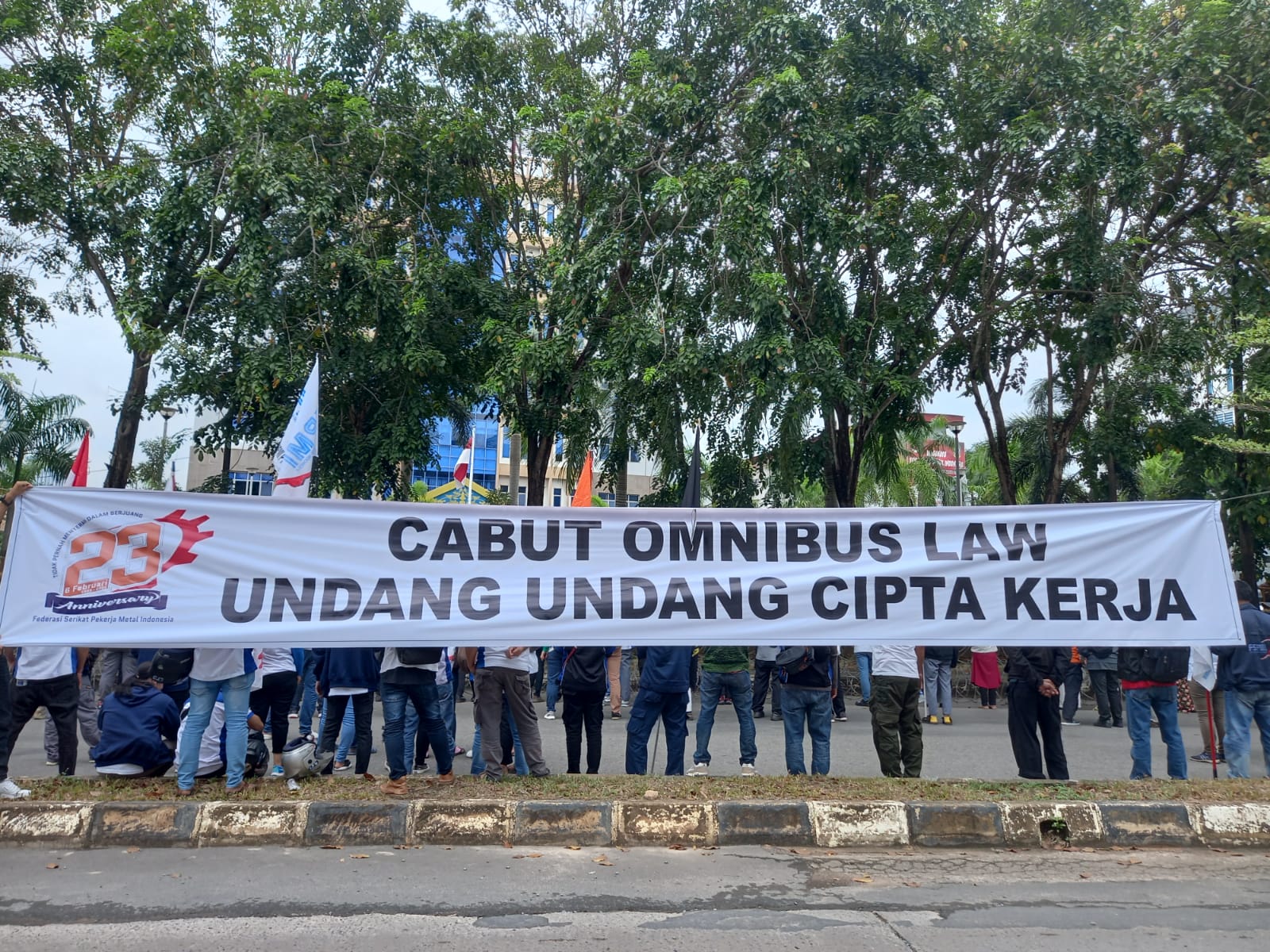 FSPMI dan Partai Buruh Batam Gelar Aksi Unjuk Rasa, Tolak Omnibus Law