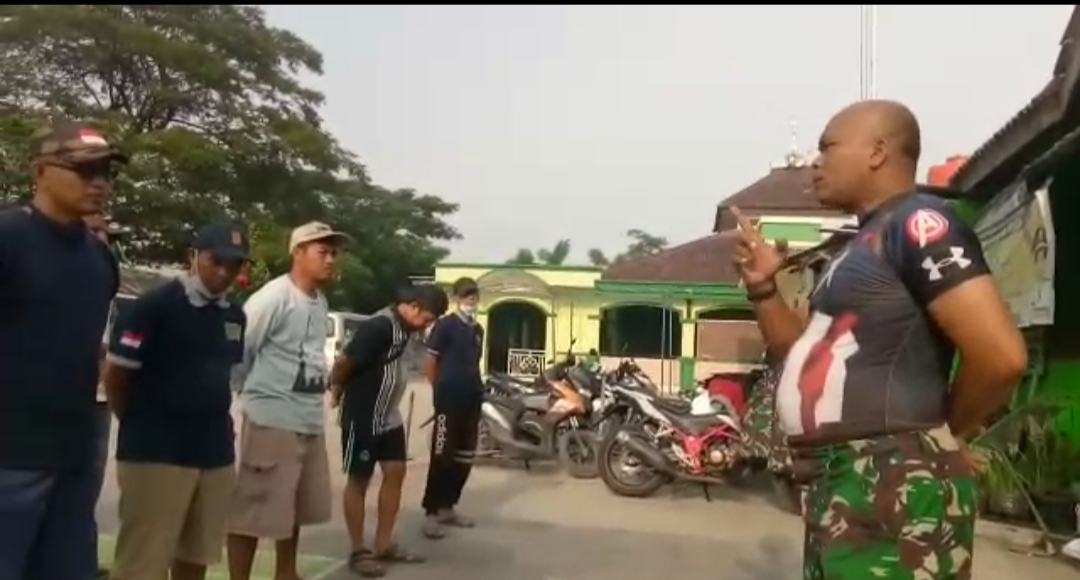 Melihat Aktivitas Pengurus Lingkungan RW.08 Asri Pratama