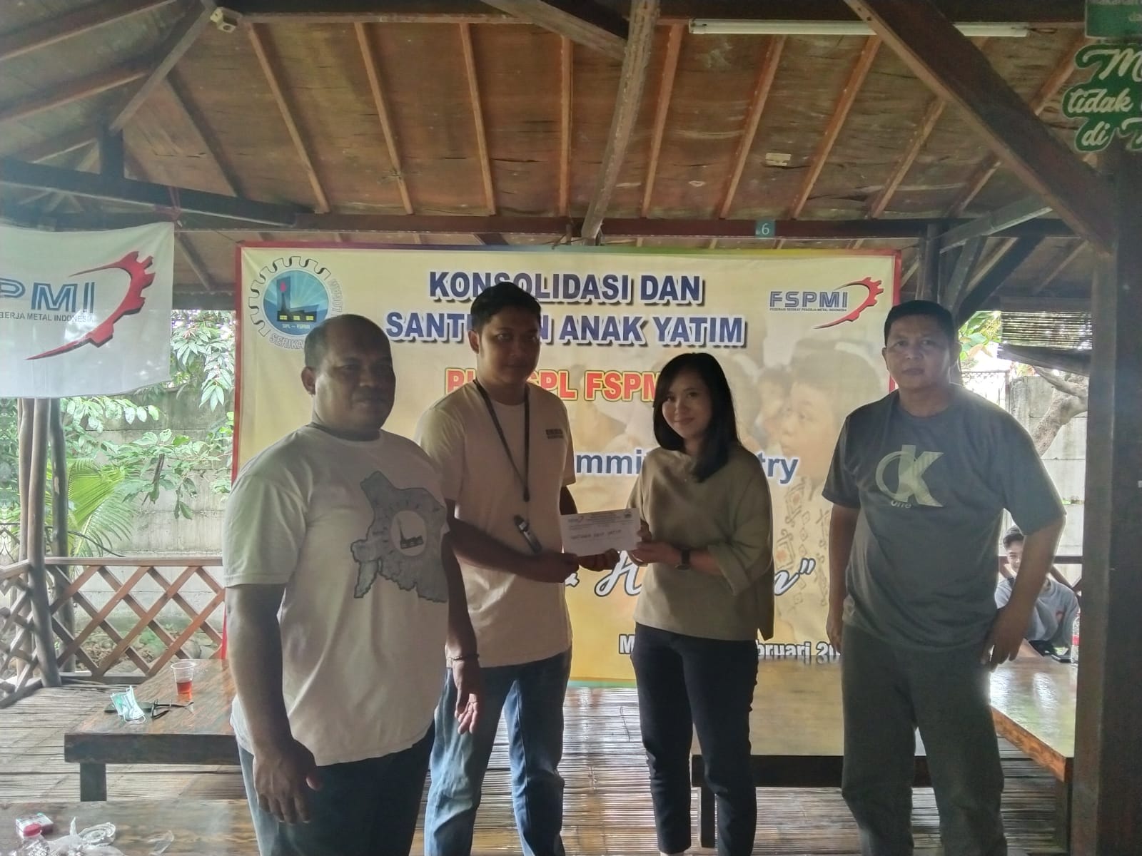 Konsolidasi dan Santunan Anak Yatim PUK SPL FSPMI PT. Nara Summit Industry