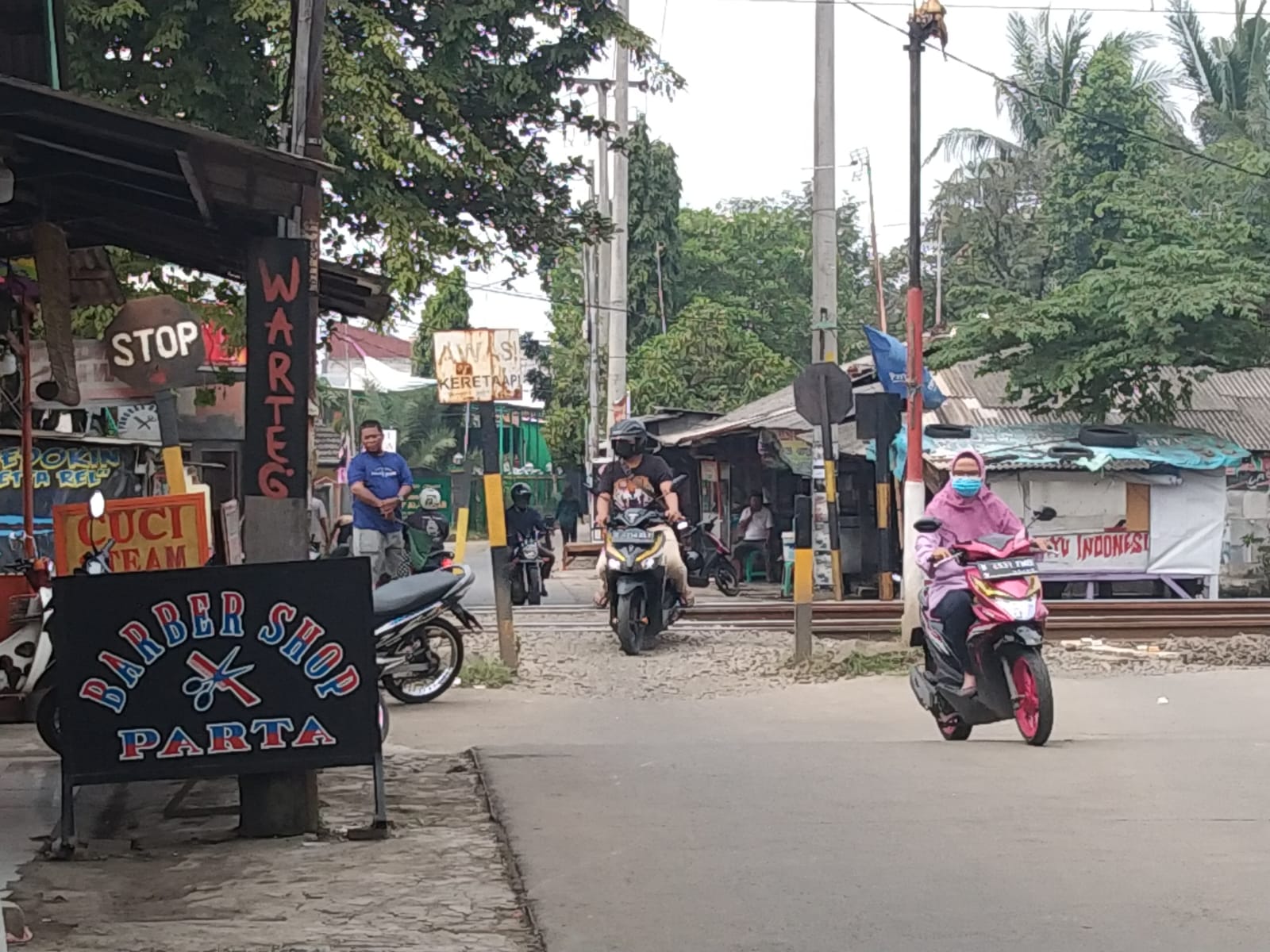 Perlintasan Jalur Rel Kereta Api Yapink Putra Akan Ditutup, Warga Dihimbau Cari Jalan Lain
