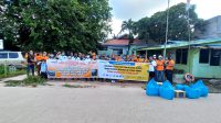Buruh Batam Berikan Bantuan Untuk Korban Kebakaran Pulau Buluh Buruh Batam Berikan Bantuan Untuk Korban Kebakaran Pulau Buluh