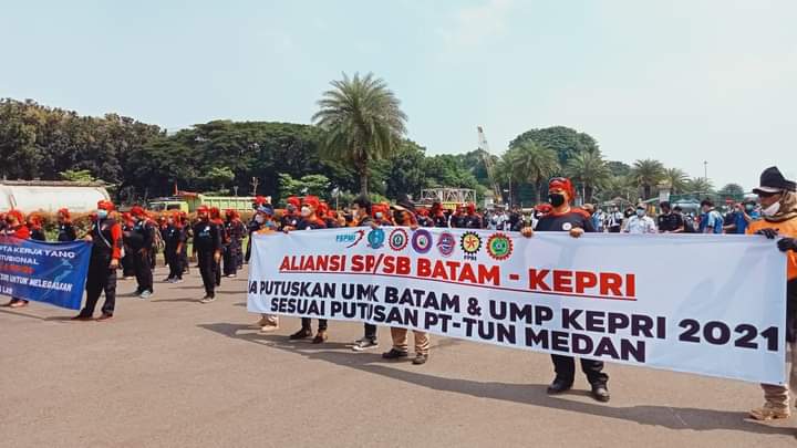 Desak MA Independen, Buruh Batam Datang Langsung Ke Jakarta