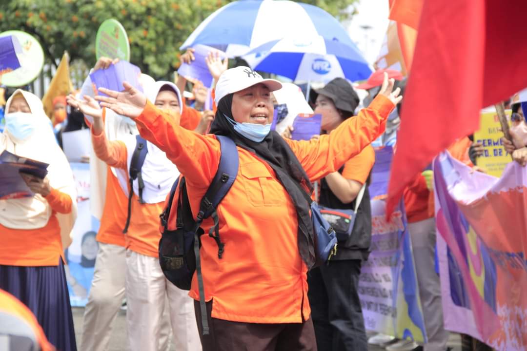 Internasional Women’s Day 2022, Mak Surmi Bagaikan Singa dari Bekasi