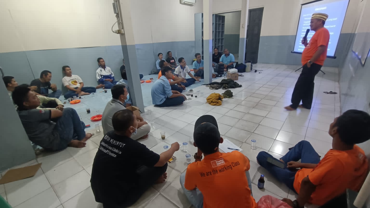 Ratin PUK SPL FSPMI PT. CCSI Cilegon. Ubaidillah : Keberhasilan PUK adalah Keberhasilan Anggota