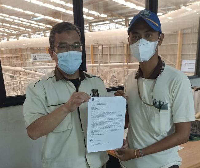 Sepakati Kenaikan Upah 2022, Ketua PUK SPL FSPMI PT. Platinum Ceramic Industry : Jaga Sinergitas untuk Kemajuan Perusahaan