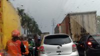 Wilayah Bekasi di Guyur Hujan Lebat, Kemacetan Panjang Terjadi
