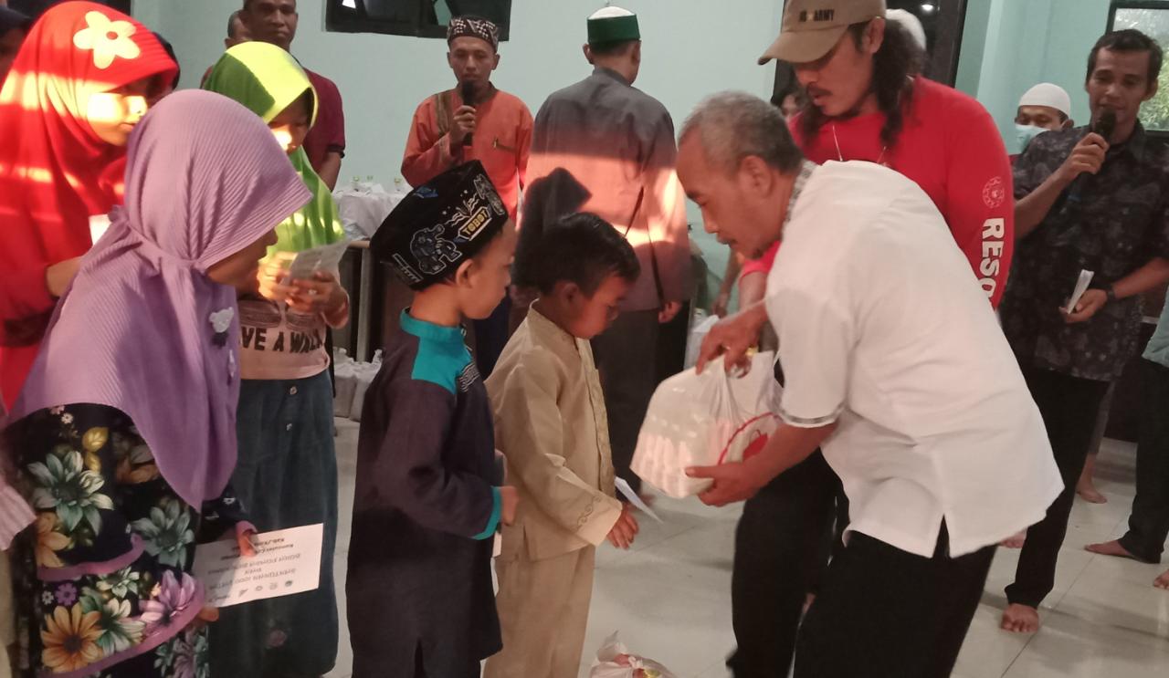 FSPMI Bekasi Berikan Santunan 1000 Anak Yatim