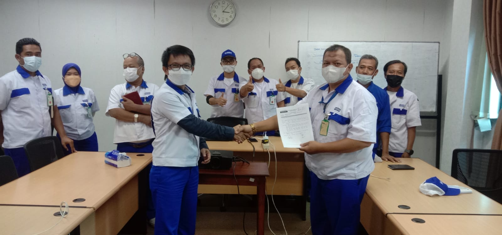 Melalui Proses Loby-Loby, Serikat Pekerja dan Manajemen PT. Narumi Indonesia Bersepakat Upah 2022 Naik 5 %
