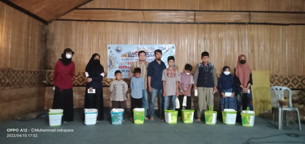 Dengan Tema Keluarga Motivasi Perjuangan Kita, PUK SPL FSPMI PT. Abacus Berikan Santunan Anak Yatim