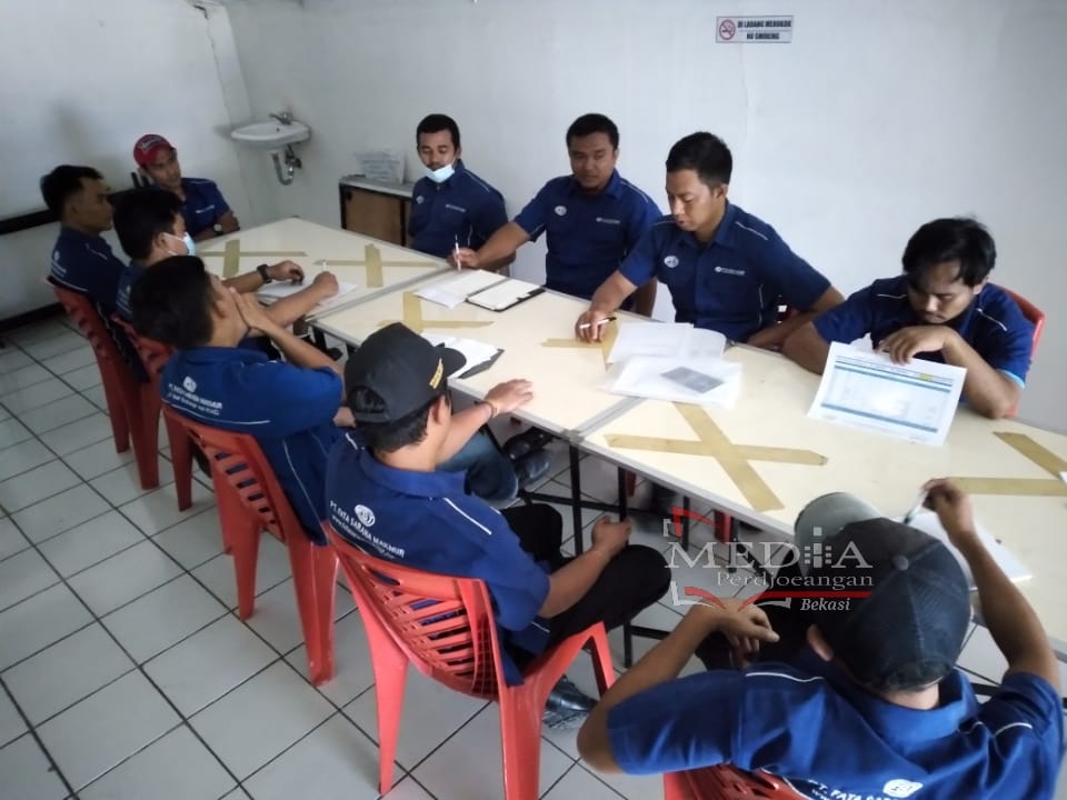 Rapat Rutin PUK SPEE FSPMI PT. Fata Sarana Makmur di Bulan Suci Ramadhan