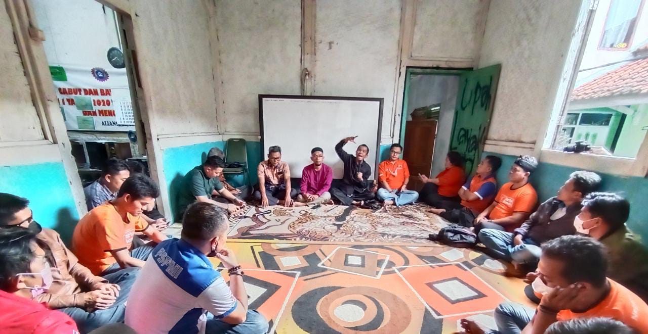 Keras !!! Hal Ini Yang Di Sampaikan Iswan Abdullah Dalam Konsolidasi May Day Di Bandung Raya