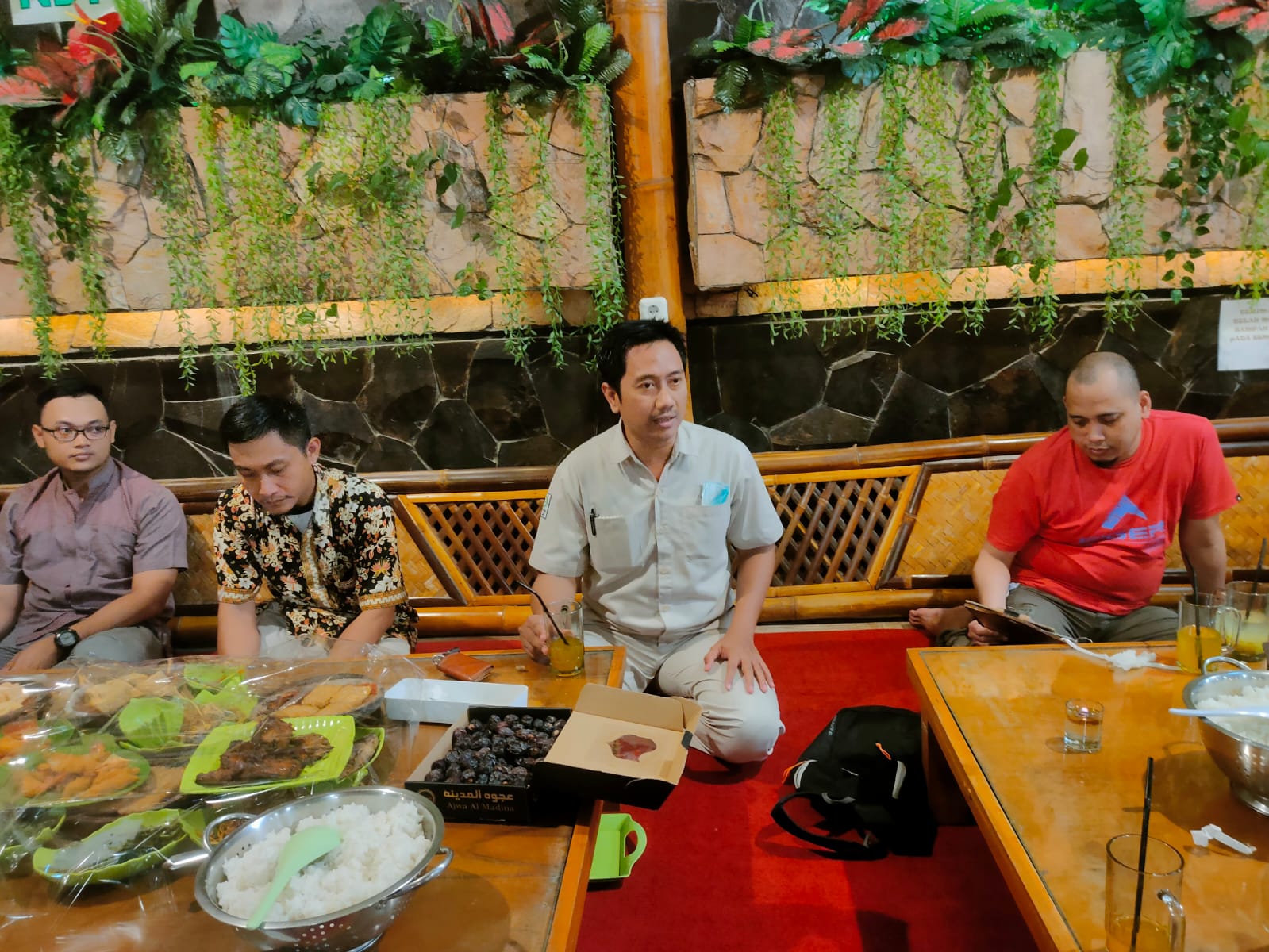 Jalin Silaturahim di Bulan Ramadhan, PC SPAMK FSPMI Kab. Pasuruan Adakan Buka Puasa Bersama