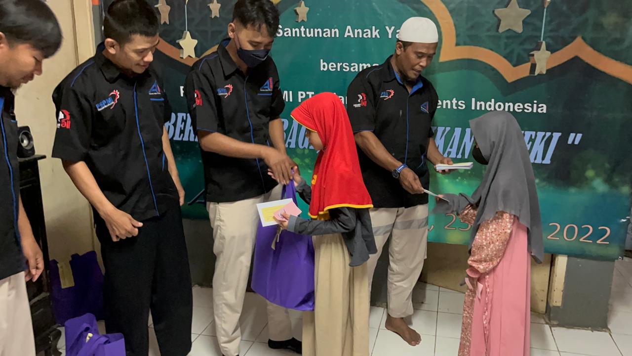PUK SPAI FSPMI PT. Clariant Adsorbents Indonesia Adakan Santunan Anak Yatim