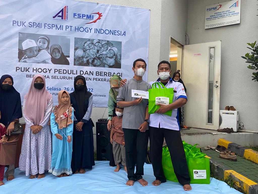 Ramadhan Bulan Penuh Berkah, PUK SPAI FSPMI PT Hogy Saling Berbagi untuk Sesama