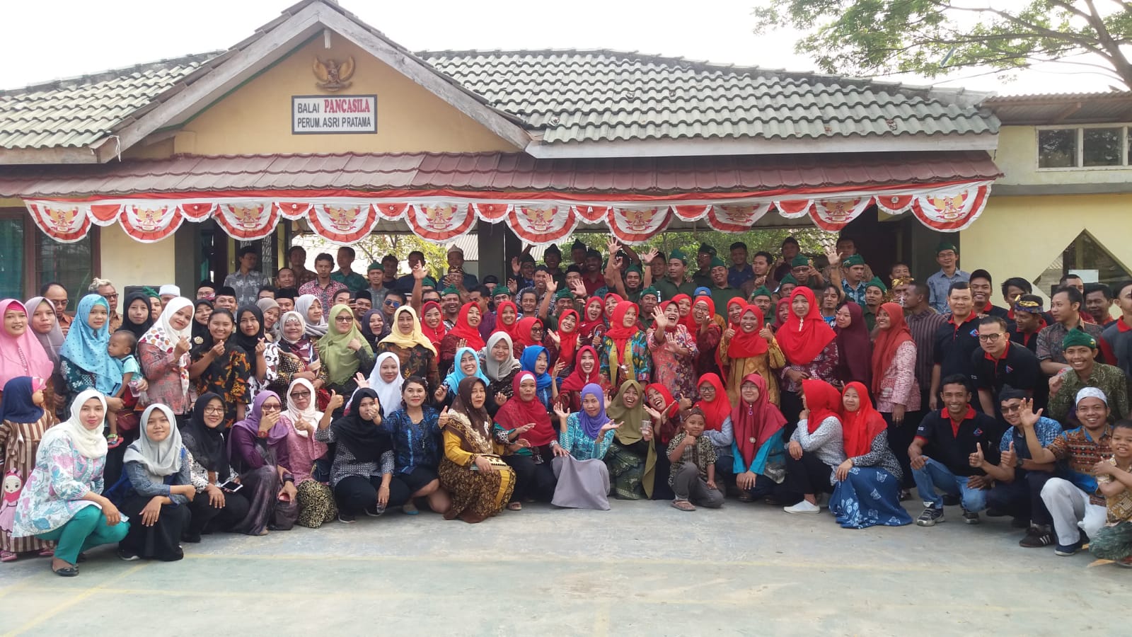 Pengurus RW. 08 Asri Pratama Ucapkan Selamat Hari Buruh Internasional