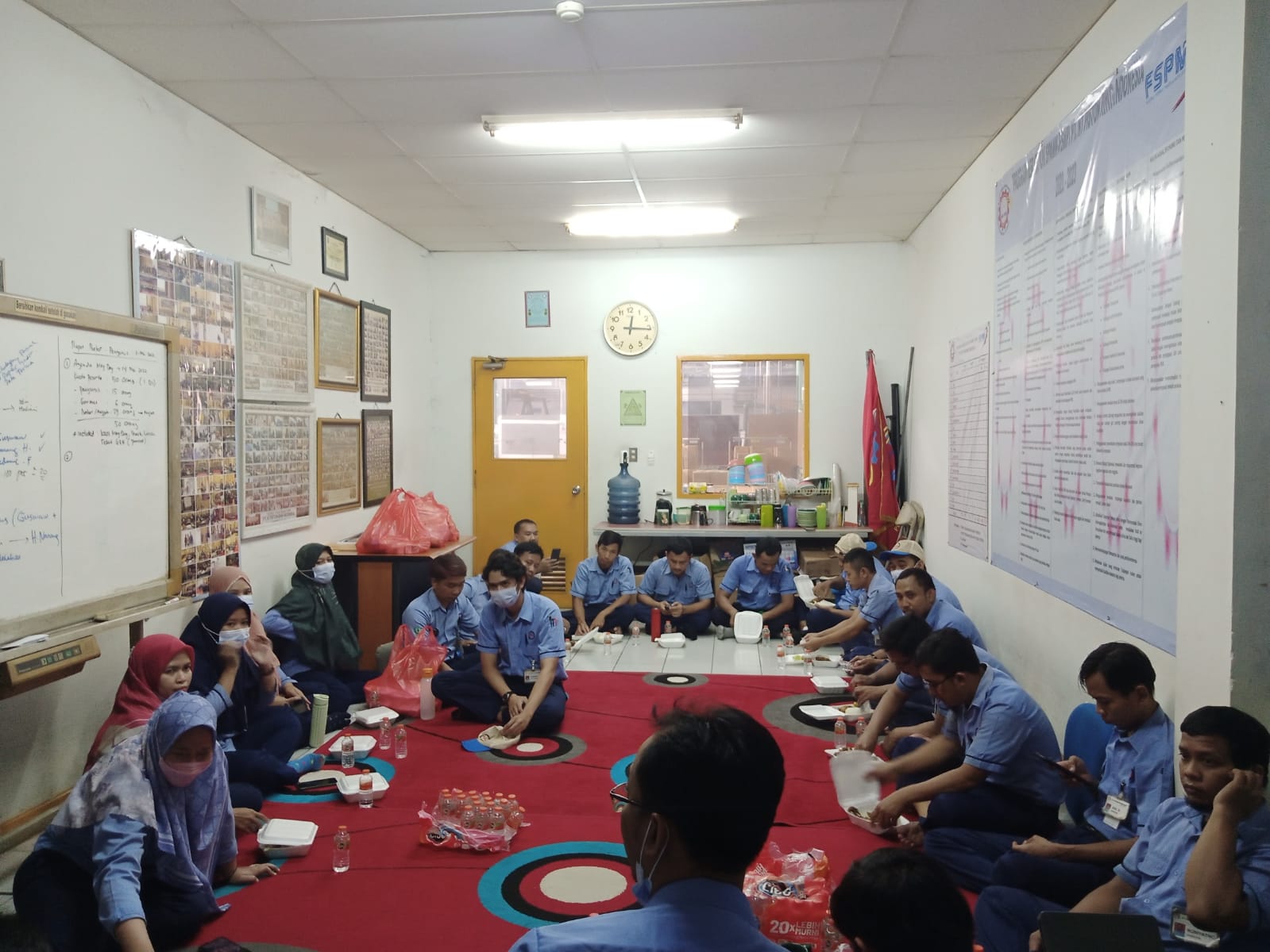 PUK SPAMK FSPMI PT. NT PISTON RING INDONESIA (NTRI) Gelar Rapat Rutin Sekaligus Halal Bihalal