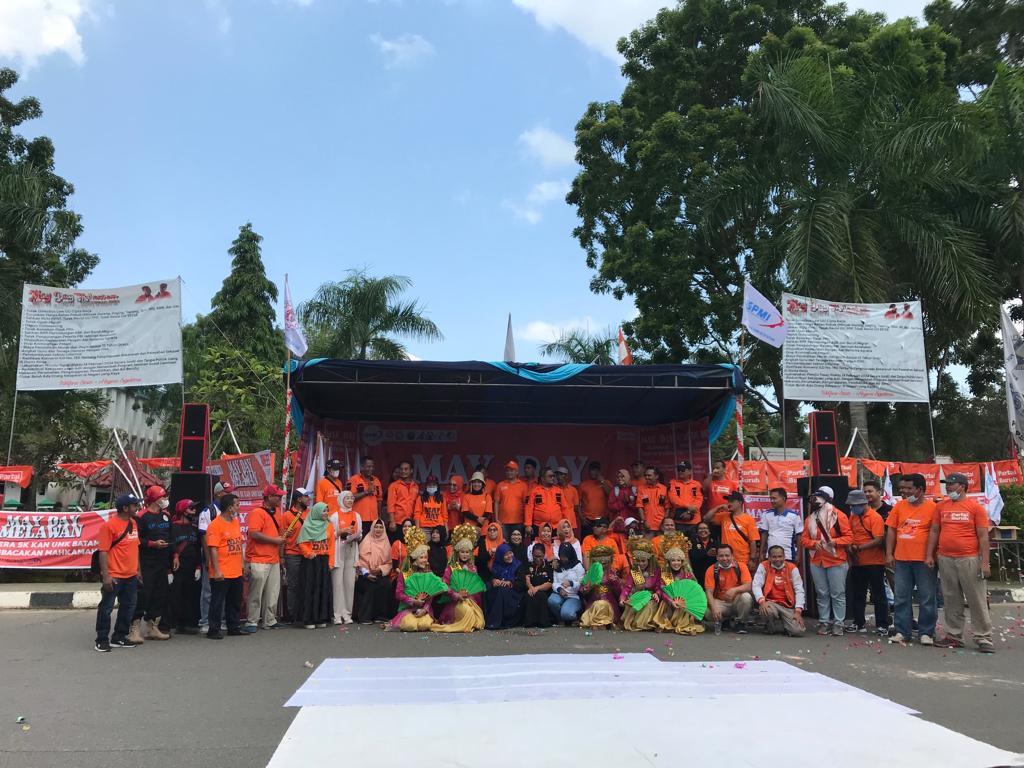 Peringatan Mayday Partai Buruh Kepri Berlangsung Meriah