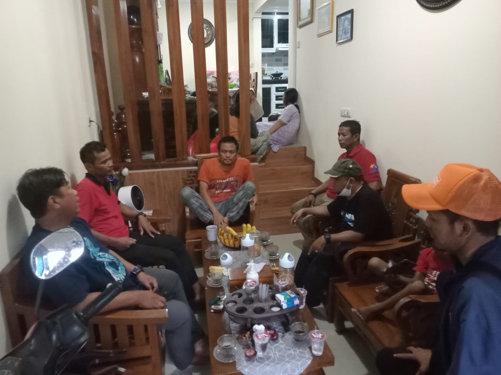 Diskusi Berbalut Silahturahmi Ala PC SPAMK FSPMI Bekasi