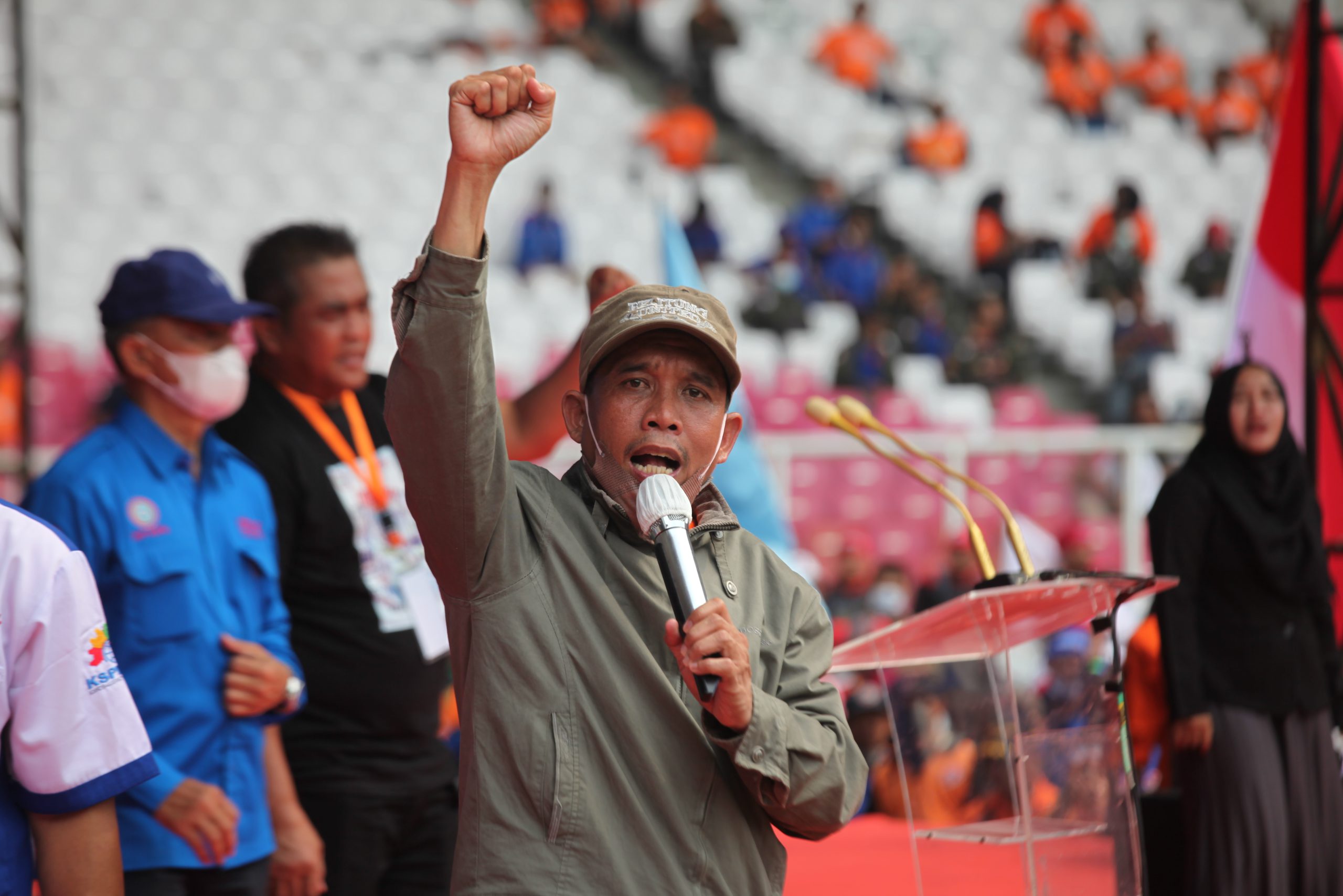 Obati Rasa Rindunya dengan Buruh, Si Raja Toa Hadir Saat May Day Fiesta