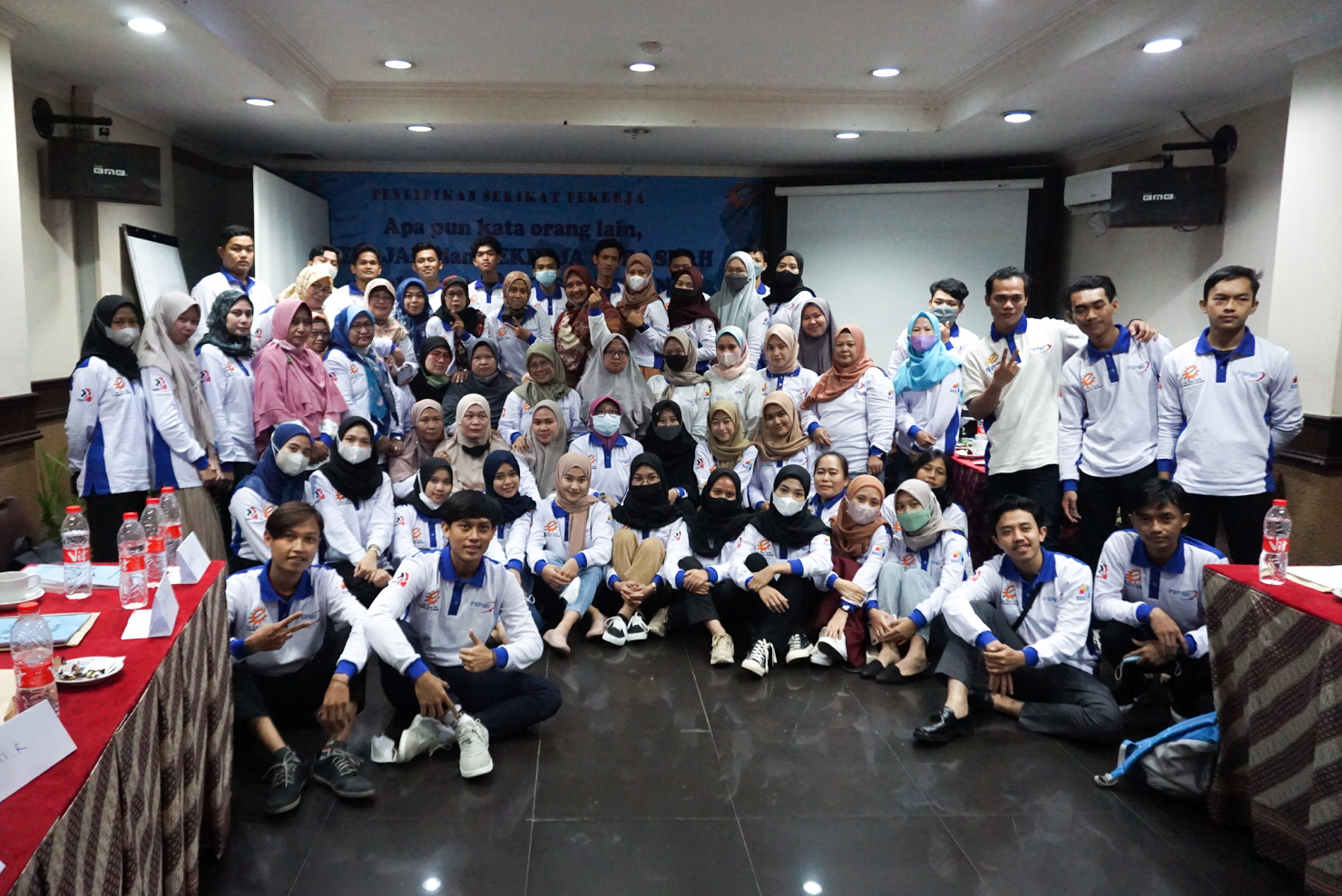 Peserta Pendidikan Dasar PUK Omron