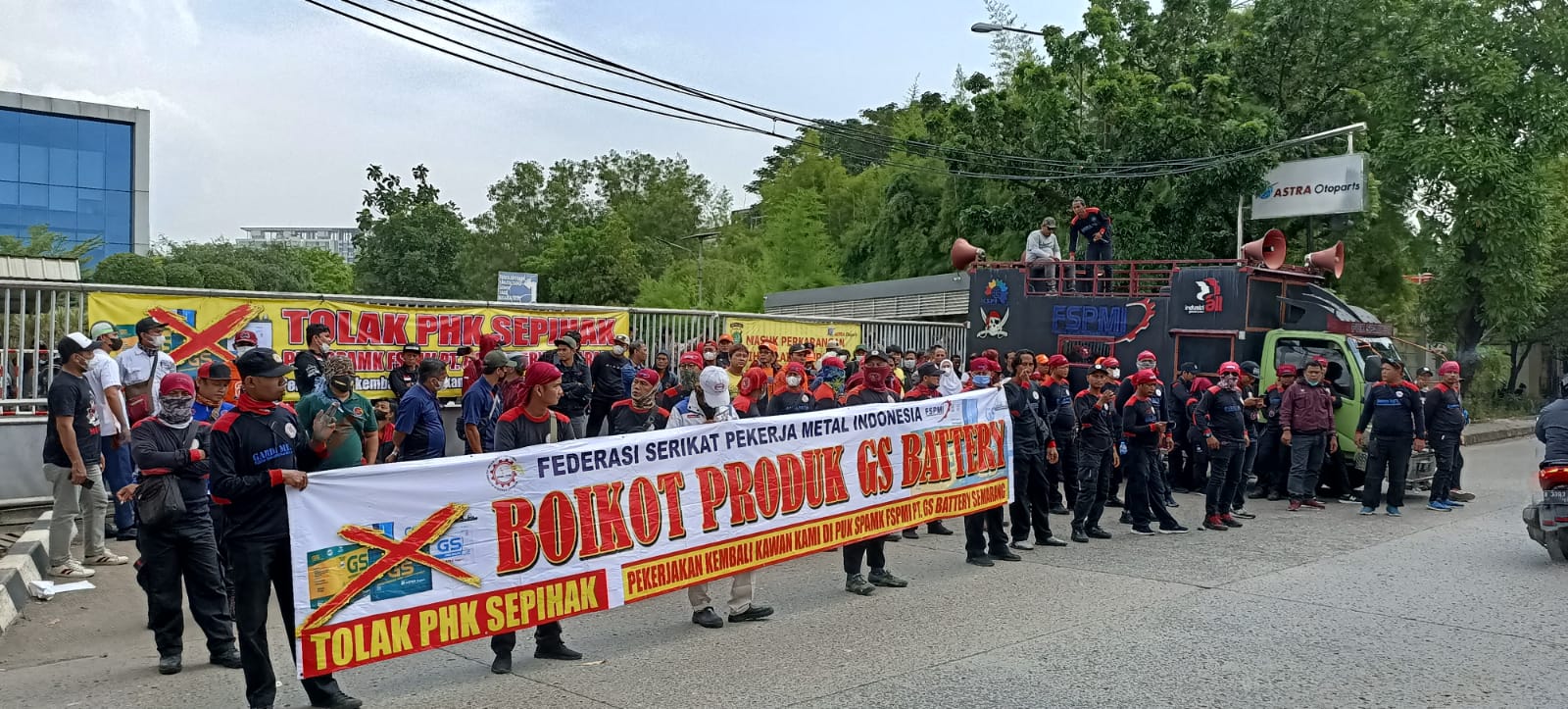 Di GS BATTERY, Ada Hak Dasar Pekerja Yang Dirampas