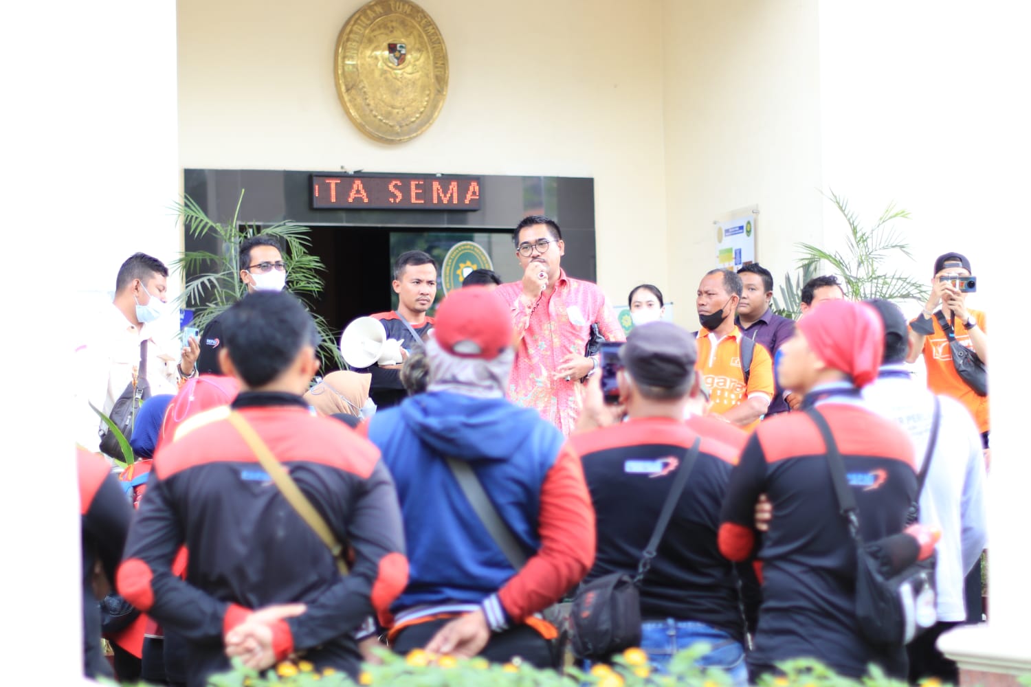 Buruh FSPMI Jawa Tengah Tetap Setia Kawal Sidang Lanjutan Gugatan UMK