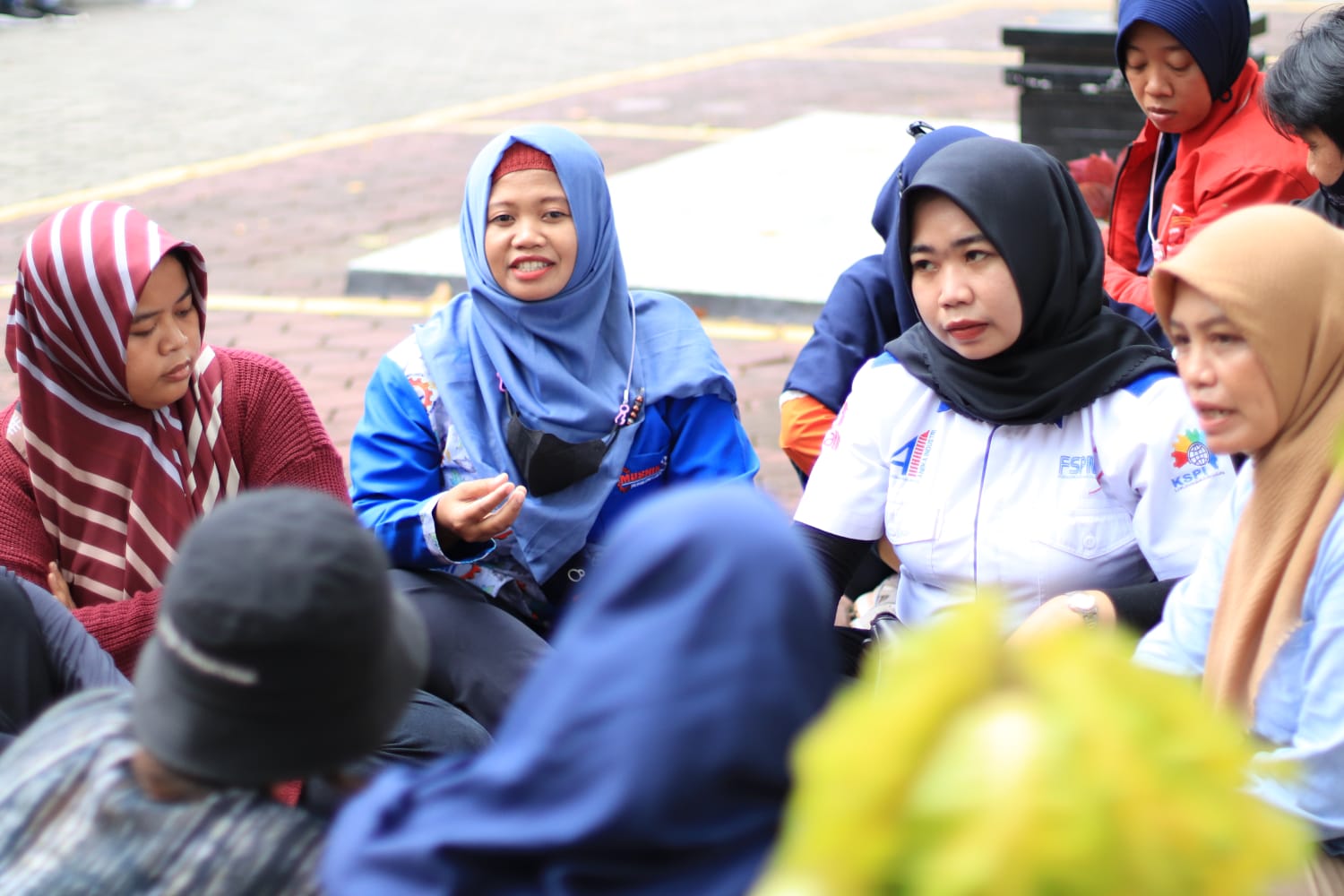 Diskusi Ringan LBH Semarang dengan Biro Perempuan FSPMI Jawa Tengah