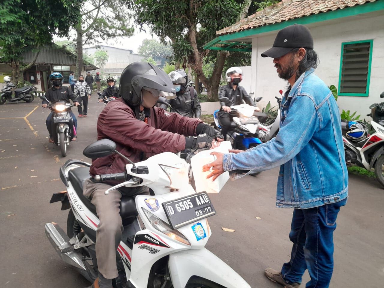 Solidaritas Untuk Keluarga Almarhum Jajang Rahmat