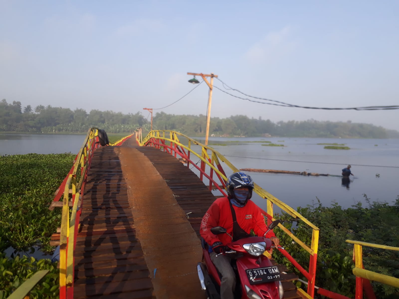 Jembatan Penghubung Cihampelas Sudah Bisa di Akses Oleh Masyarakat
