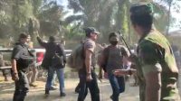Puluhan Warga Terluka dalam Bentrok dengan Preman diduga Bayaran di Desa Terantang Puluhan Warga Terluka dalam Bentrok dengan Preman diduga Bayaran di Desa Terantang