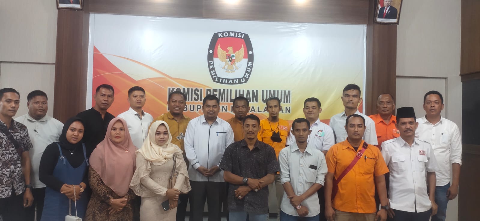 Exco Partai Buruh Kabupaten Pelalawan Datangi Kantor KPU
