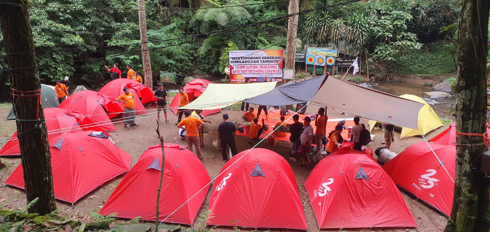 Team Work Building dan Refreshing Course PUK SPEE FSPMI PT. Standard Indonesia Industry