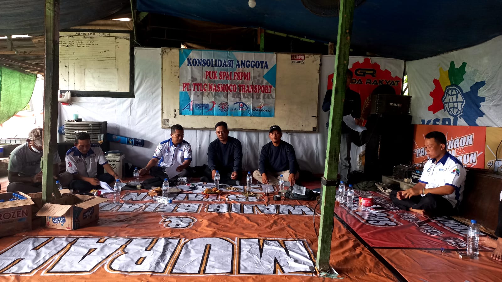 PUK SPAI FSPMI PT. TTLC Nasmoco Transport Adakan Konsolidasi Akbar