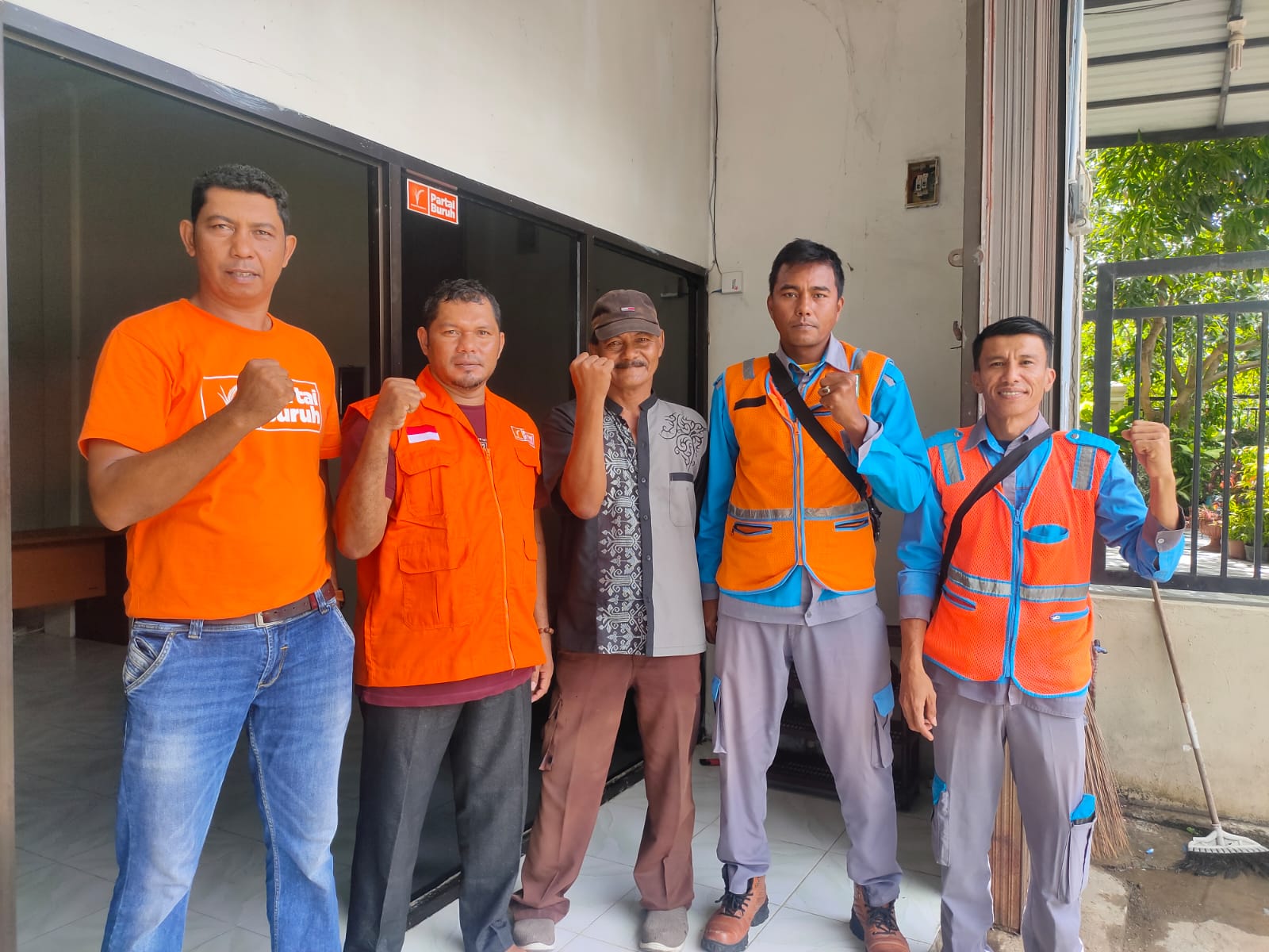 Kantor Baru DPC Partai Buruh di Kabupaten Pidie Langsung di Gunakan Rapat Koordinasi