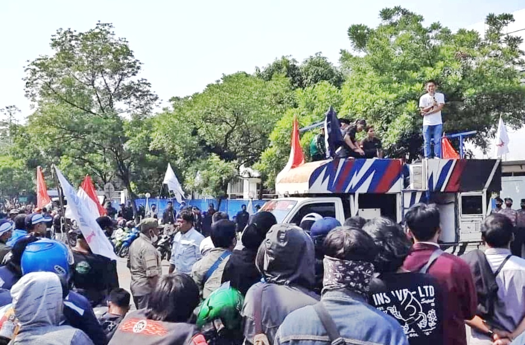 Diduga Abaikan Putusan Mahkamah Agung, FSPMI Bekasi Geruduk PT. Pema Meta Presisi