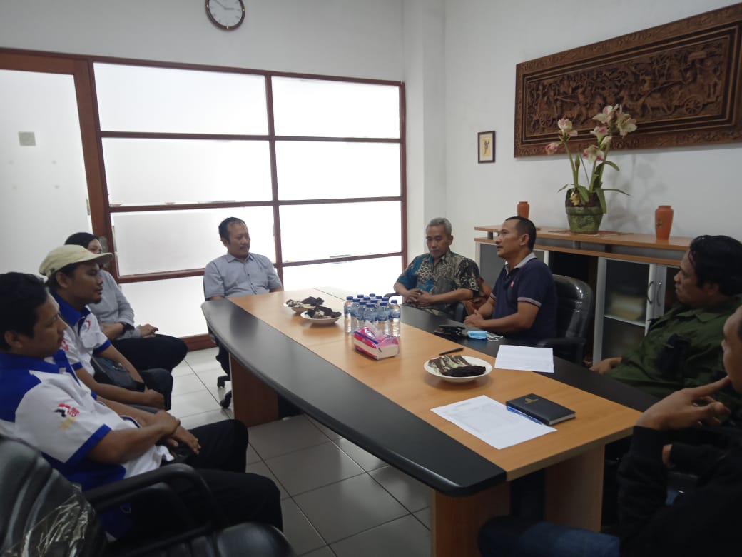 Manajemen PT. Sarana Grafika Indonesia Terima Kunjungan Kerja Ketua PC SPL FSPMI Bekasi