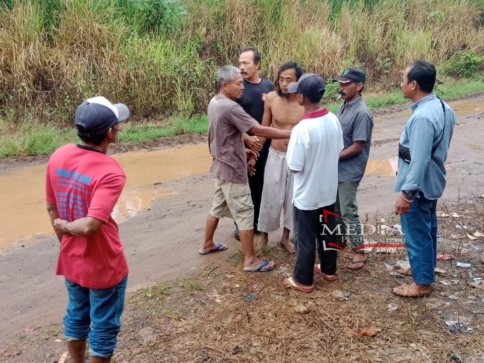 Bukti Peduli Warga, Pemerintah Desa Wanasari Bawa Pasien ODGJ ke Rumah Sakit Jiwa