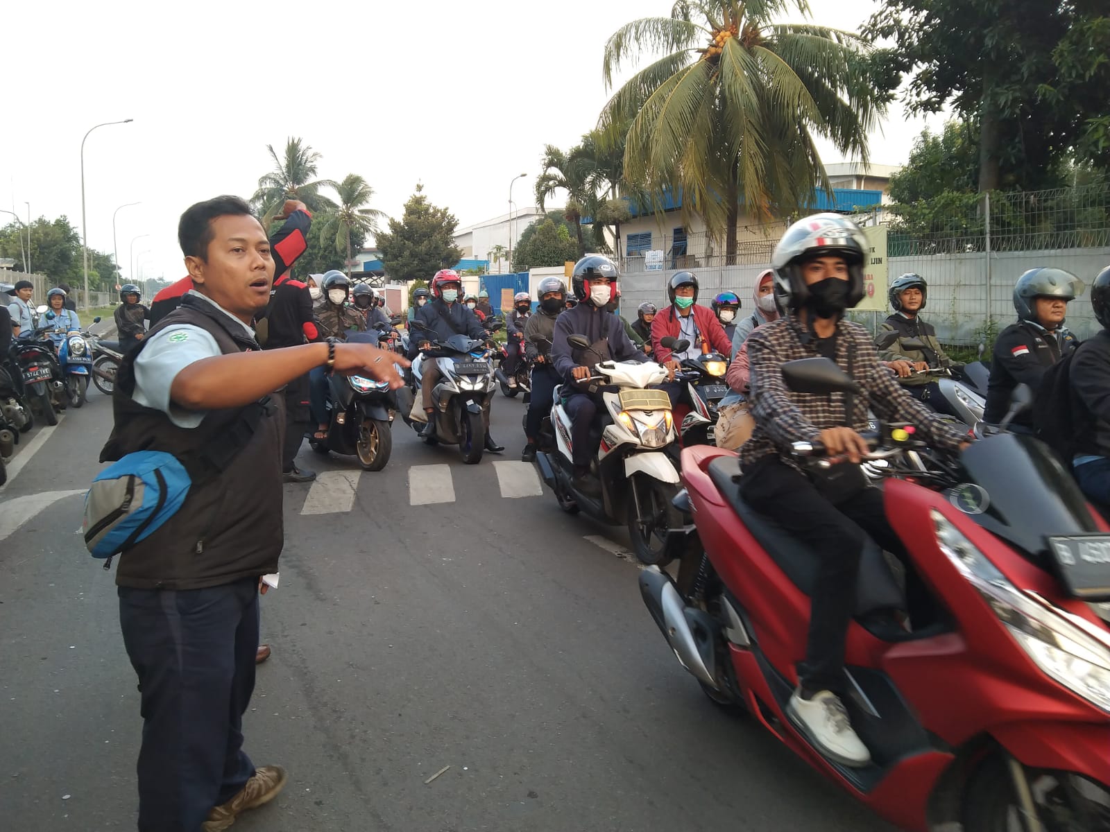 Ngopi Sore Ala FSSP MM2100 dan Support PUK SPAMK FSPMI PT. Shinto Kogyo Indonesia