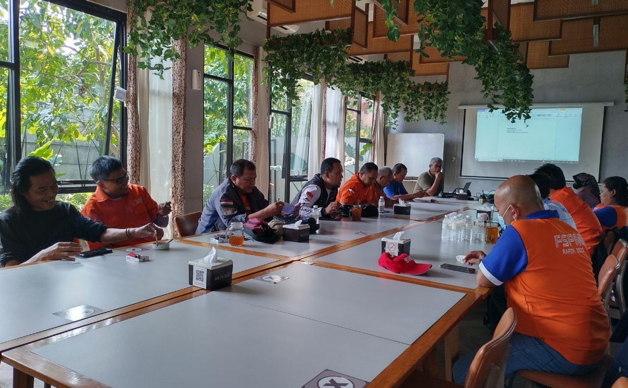 Rapat Rutin PC SPL FSPMI Bekasi Bahas Capaian dan Evaluasi Organisasi