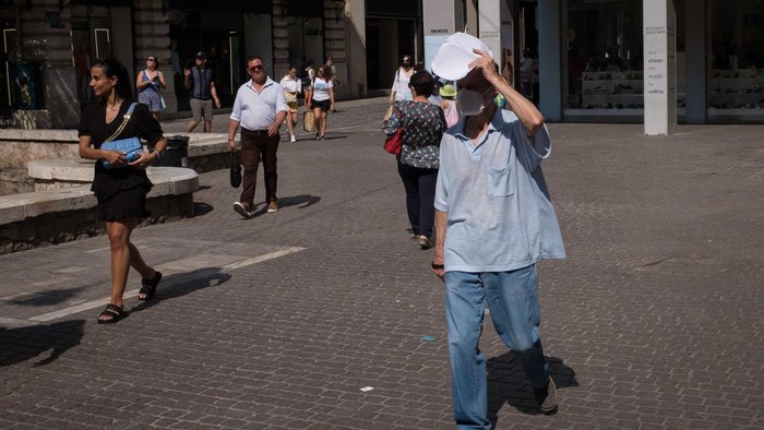 Buruh Meregang Nyawa di Cuaca Panas, Serikat Pekerja Gesa UU Suhu Kerja Maksimum