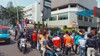 Anggotanya di PHK, FSPMI Demo Kantor Pusat PT. Panelindo Makmur Sentosa Anggotanya di PHK, FSPMI Demo Kantor Pusat PT. Panelindo Makmur Sentosa