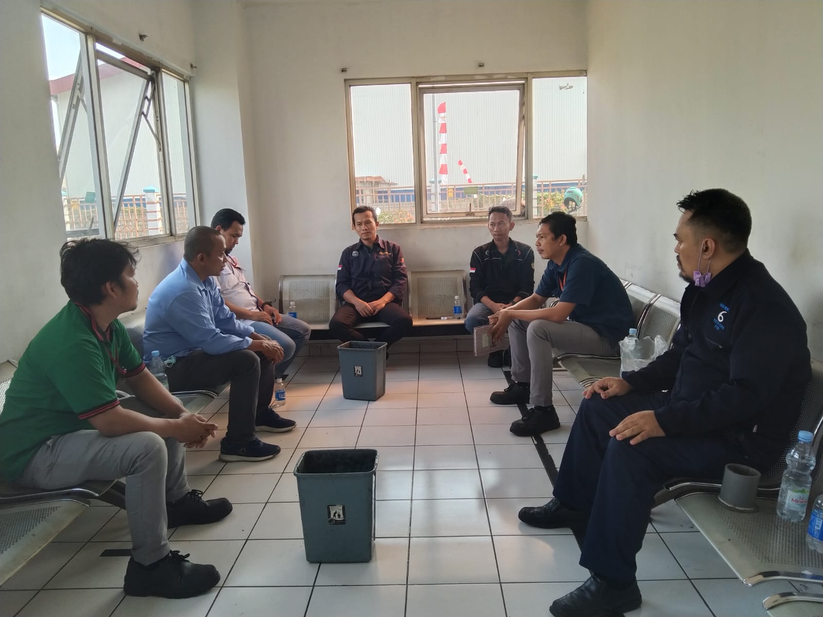 Serius dan Santai, Ketua PC SPL FSPMI Bekasi Kunjungan Kerja ke PT. Indo Kida Plating