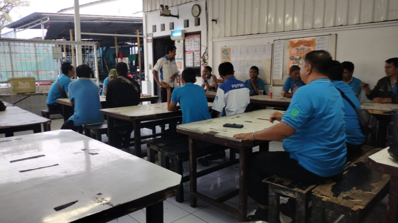 Pengawalan Perundingan PKB PUK SPAI FSPMI PT. Indocorr Packaging Cikarang