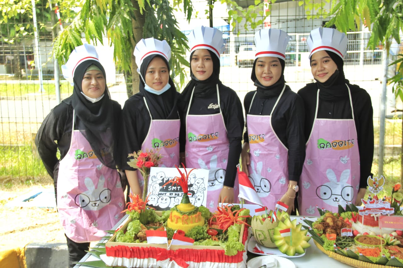 PUK SPEE FSPMI PT. SMT Indonesia Gelar Lomba Tumpeng HUT Kemerdekaan RI ke-77