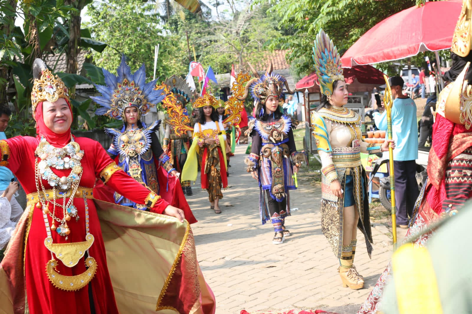 Warga RW 05 Puri Permai Desa Pematang Gelar Upacara dan Karnaval HUT RI Ke 77 Tahun