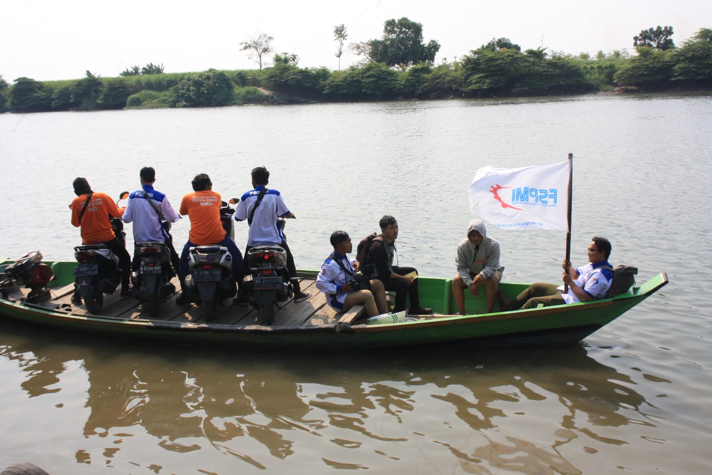 PUK SPL FSPMI PT NAI Sidoarjo Berbagi bahagia Di Bulan Suro