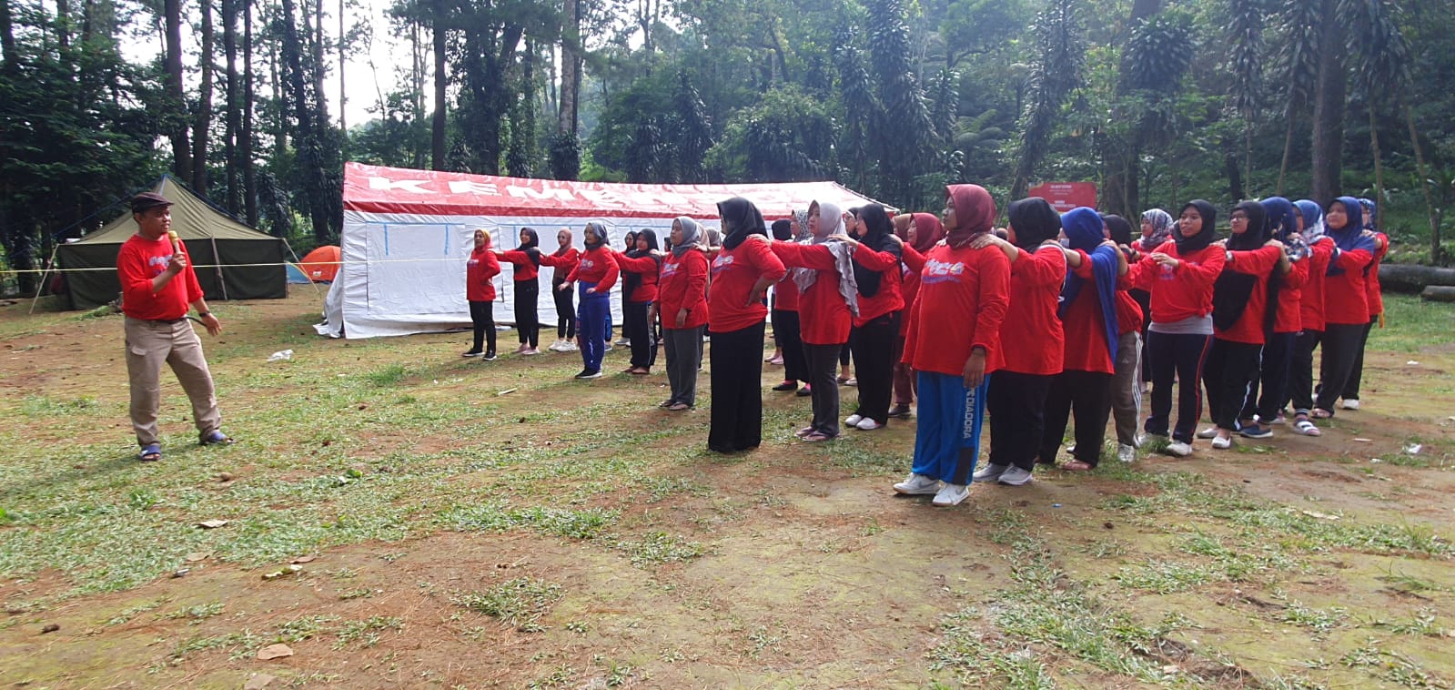 Aktivis Buruh Perempuan SPEE FSPMI Bekasi Ikuti Kegiatan Refreshing Course Organisasi