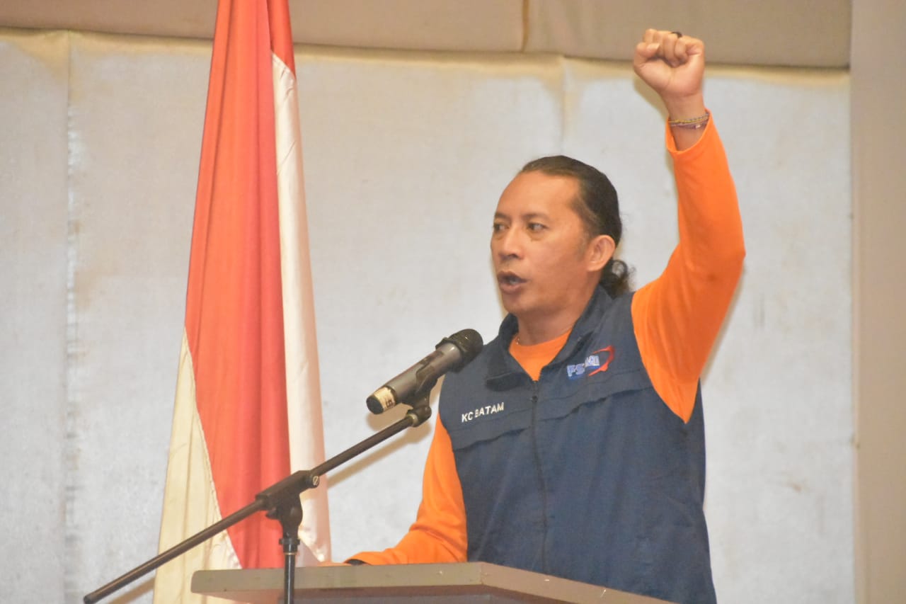 Hadiri musnik II PUK FSPMI Ghimli Batam, Ramon Yapet : Bangunlah Hubungan HI Yang Baik