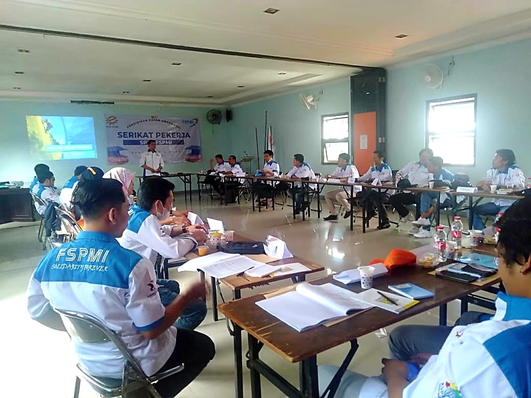 Bergabung Dengan SPEE FSPMI, PUK PT. Padma Soode Indonesia Ikuti Pendidikan Dasar Serikat Pekerja