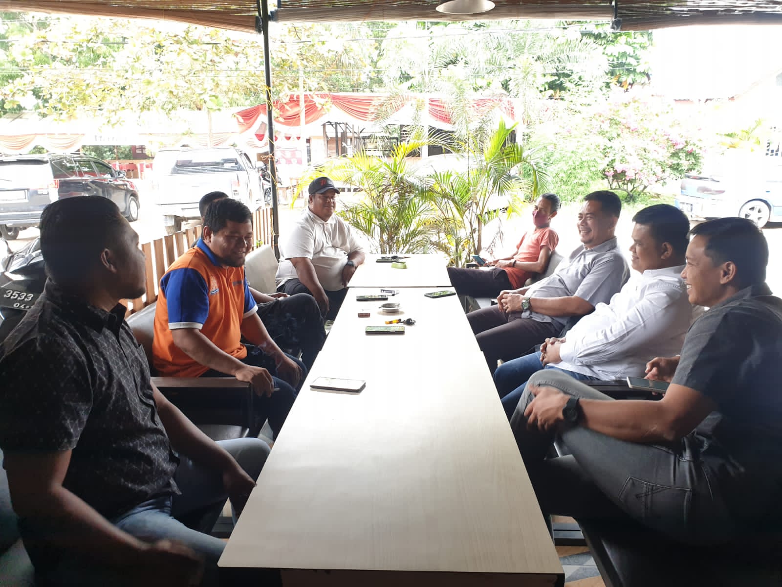 Kasat intel Polres Pelalawan Temui Serikat FSPMI Riau dan LBH FSPMI Riau, ini yang di Bahas